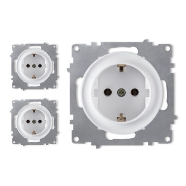 3х Schuko socket outlet set - white