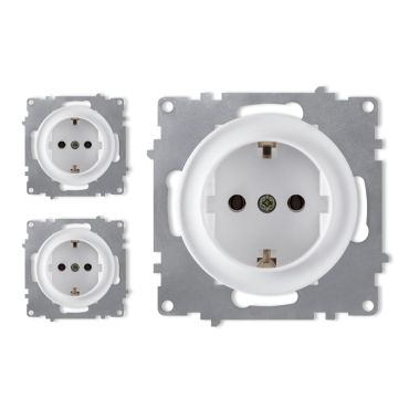 3х Schuko socket outlet set - white